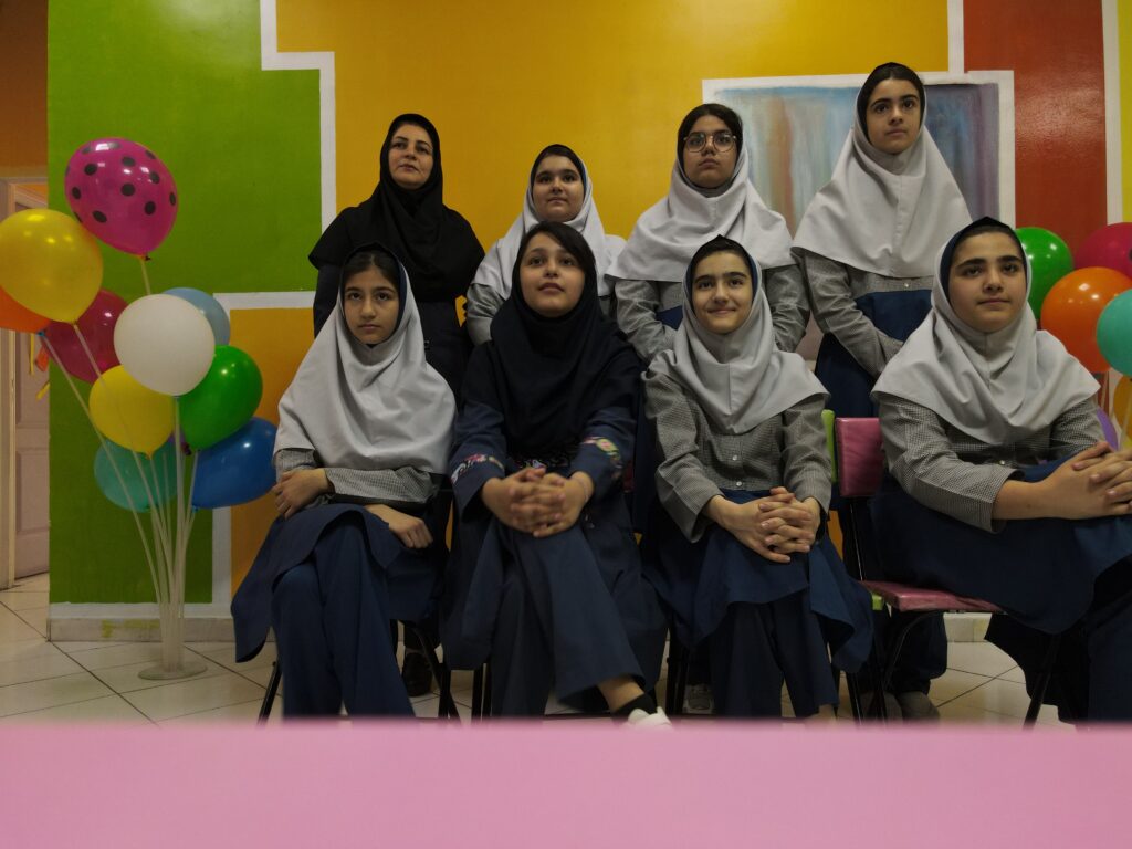 جشن پایان سال بهترین مدرسه تهرانپارس دختران ترنج